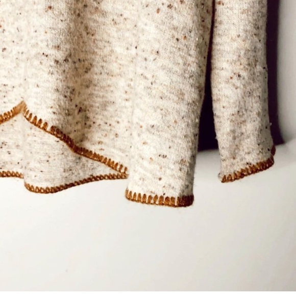 Knitted Sweater - Picture 2 of 2